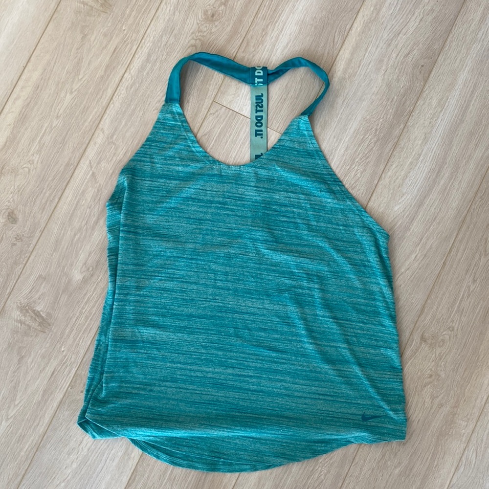 Size medium Nike workout tank